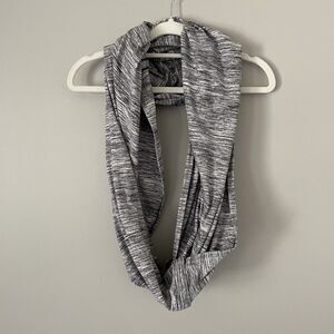 Lululemon One Size Gray Heathered Infinity Scarf Vinyasa Scarf Wrap